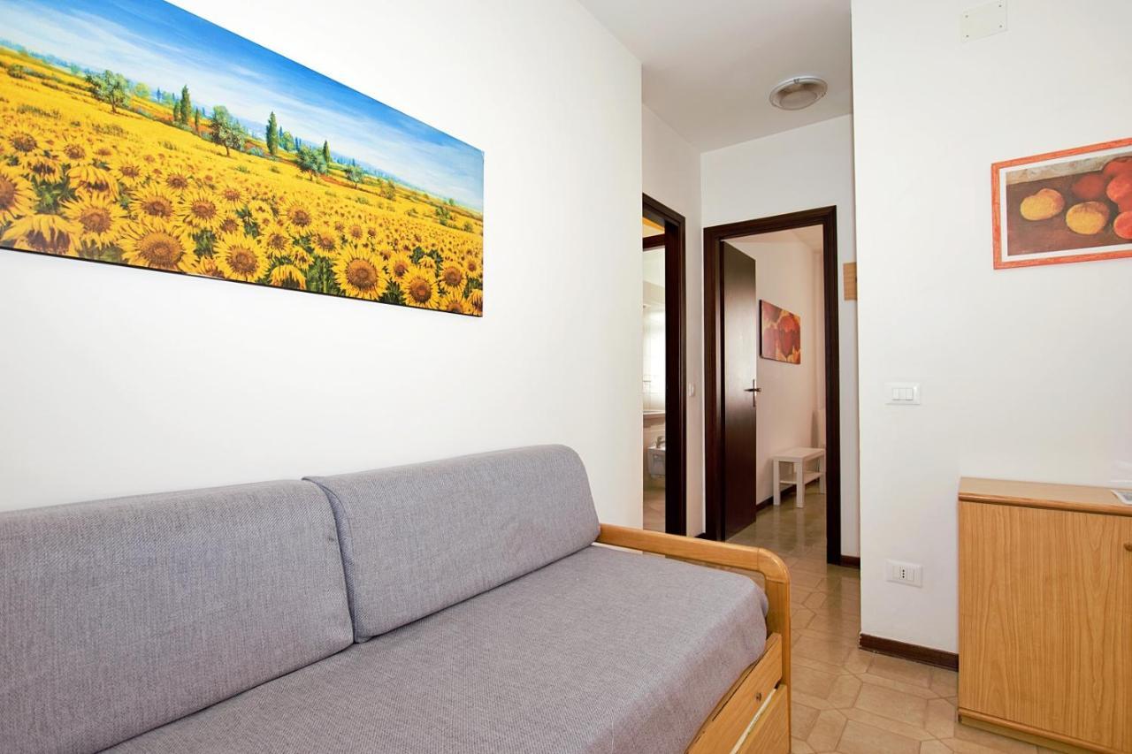 Residenza Canova Lignano Sabbiadoro Eksteriør billede