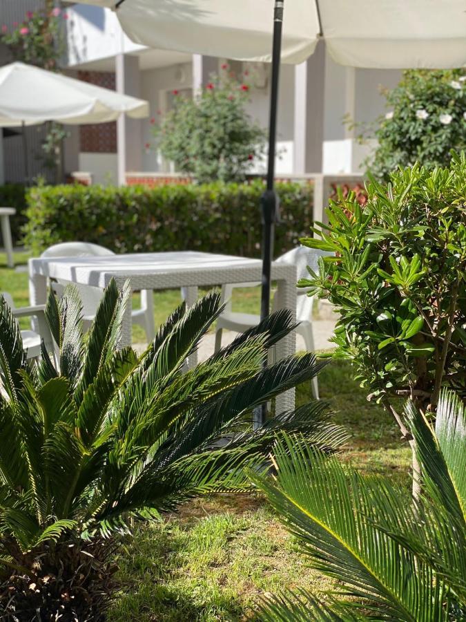 Residenza Canova Lignano Sabbiadoro Eksteriør billede