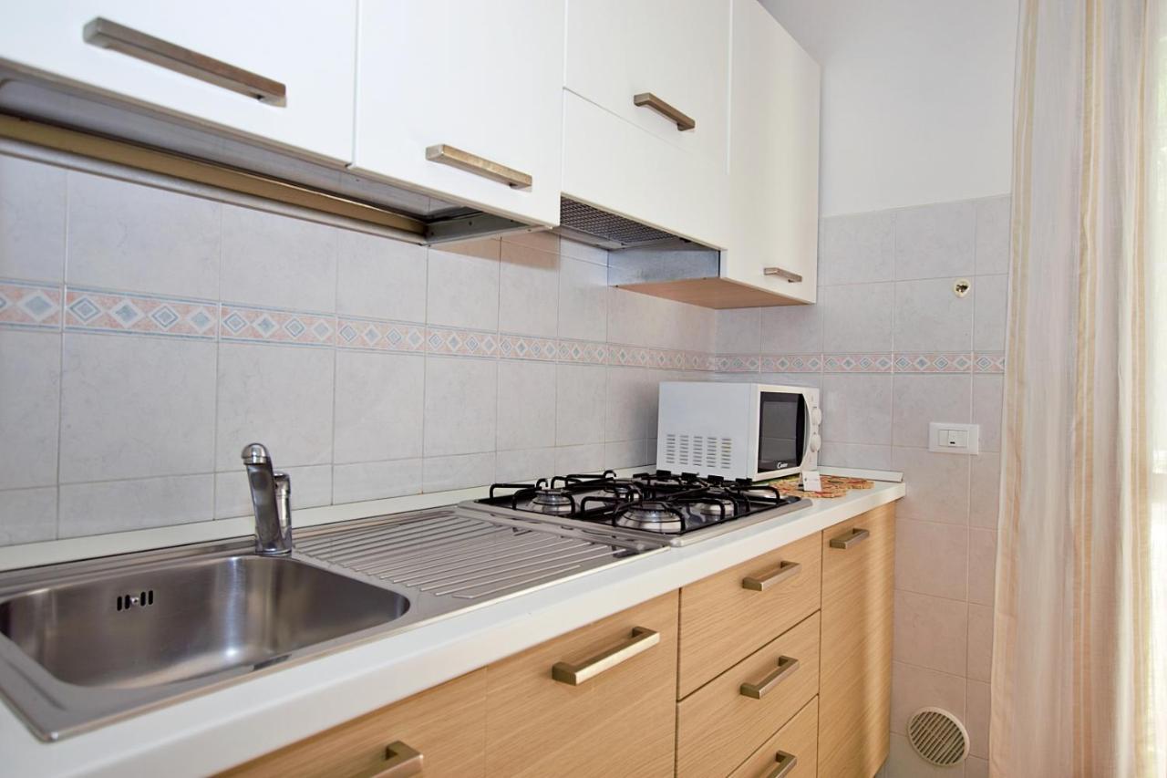 Residenza Canova Lignano Sabbiadoro Eksteriør billede
